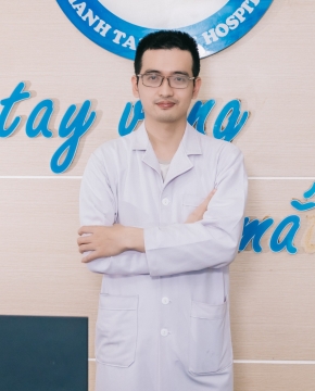 Bác sĩ Trần Hoài Nam